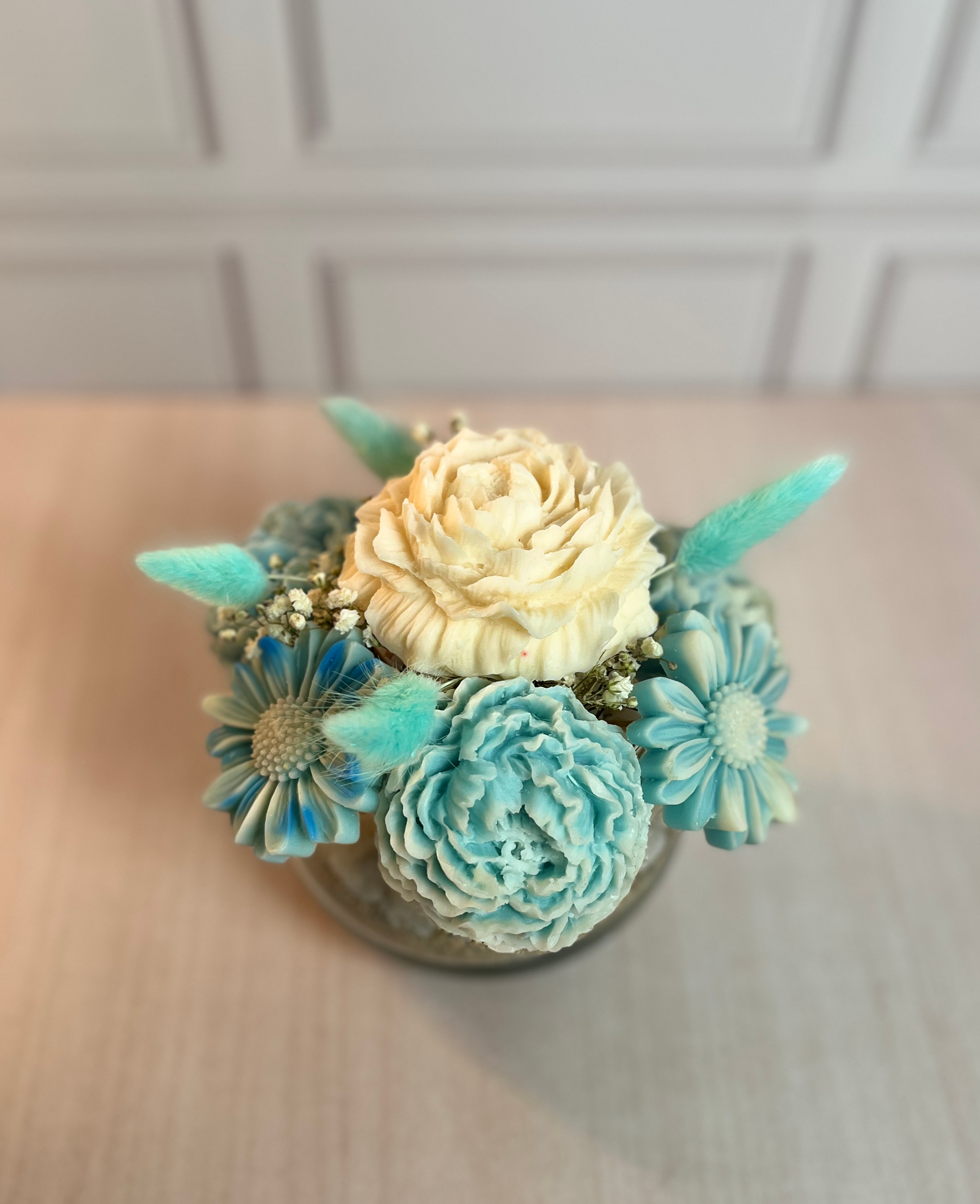 Pecera pequeña 7 velas florales en tonos Sky Blue